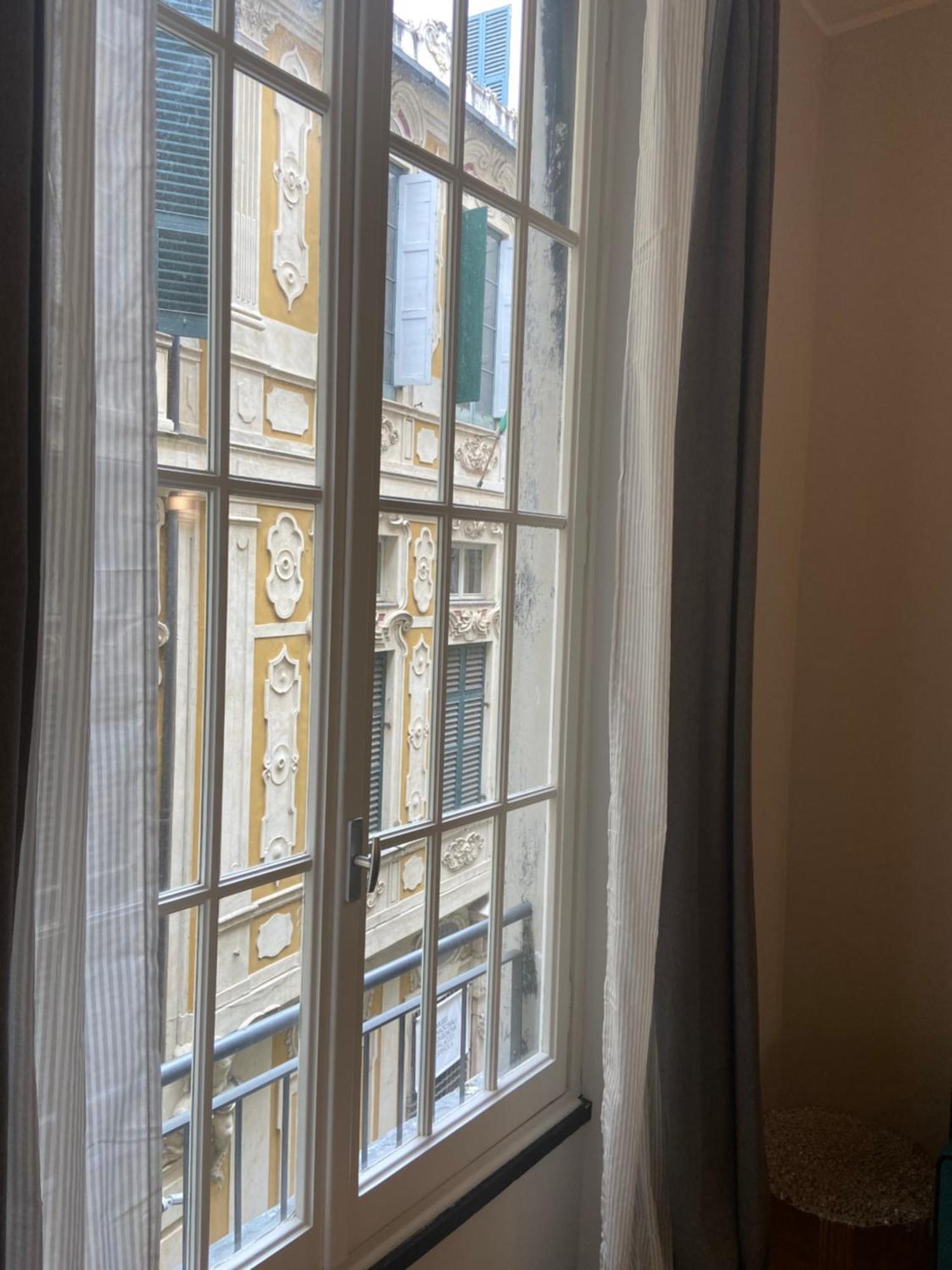 Un Passo Dall'Acquario Dimora Storica In Palazzo Pellicceria, Palestra, Lavanderia Genua Exterior foto
